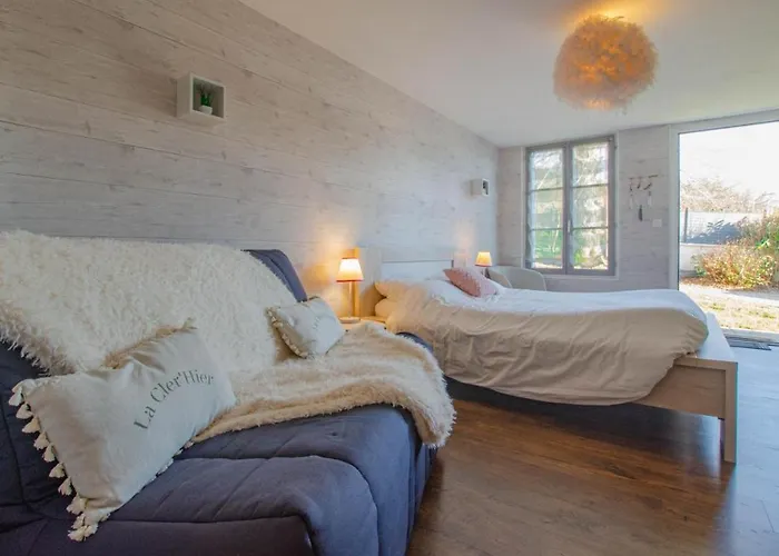 Guest house La Cler'hier 3*